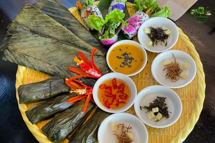 Hue Tinh Garden Vegetarian - Vietnam Food Tour