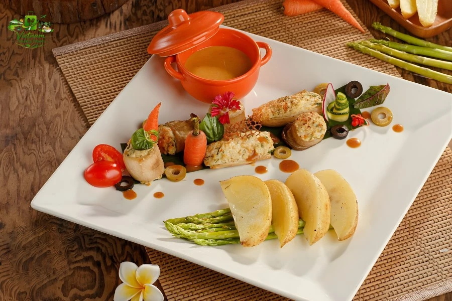 Best Halal Restaurants In Hue - Vietnam Food Tour