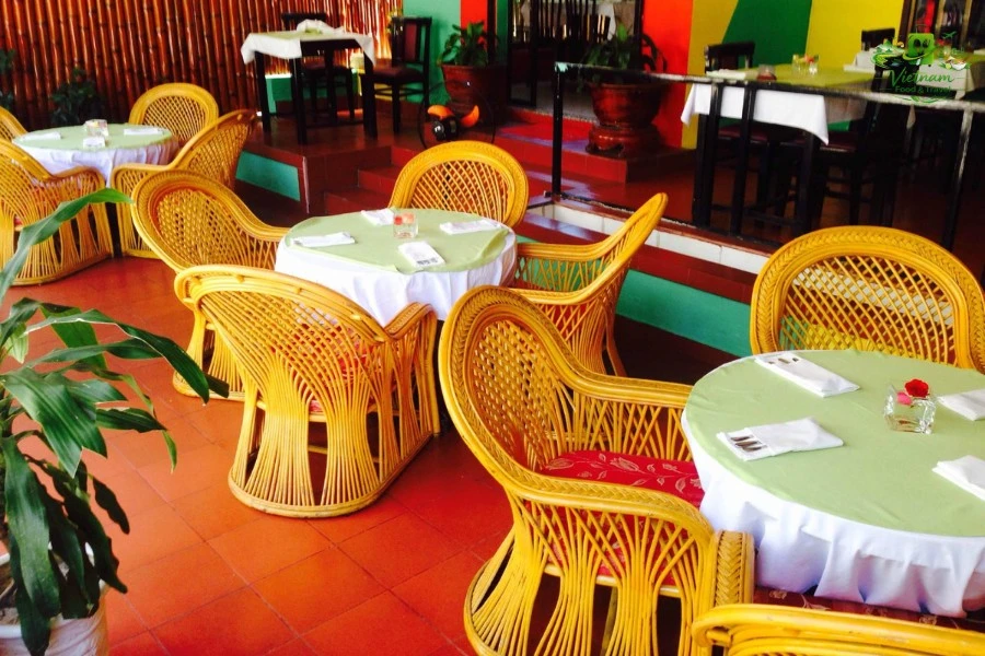 Indian Restaurant In Hue - Vietnam Food Tour